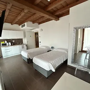 Bes Polaresco , Bérgamo Italia